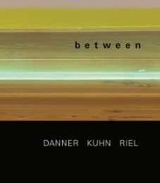 Cover von between - Michael Danner, Sebastian Kuhn, Gert Riel