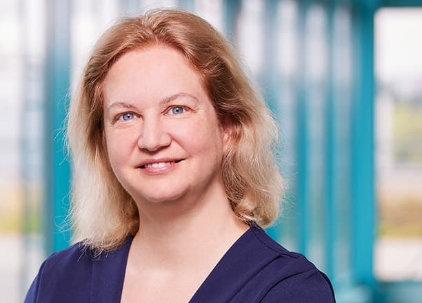 Yvonne Wolf Umbreit Vertrieb Portrait Yvonne Wolf Umbreit Vertrieb Schulbuch